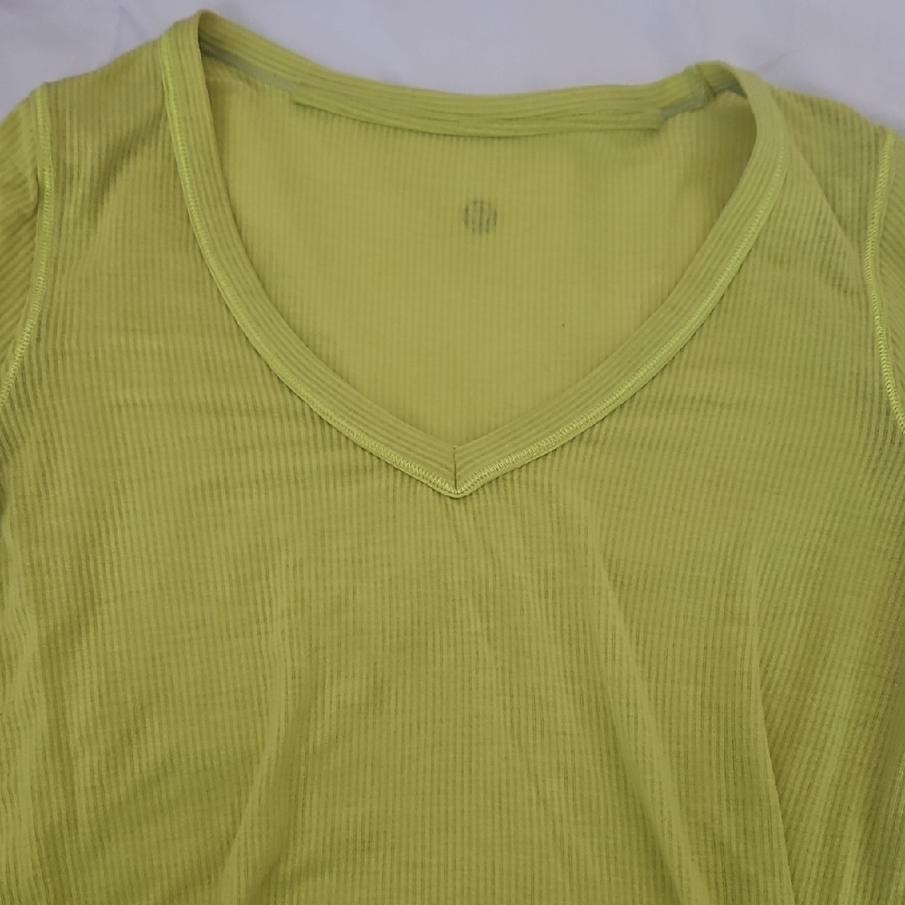 Lululemon V-Neck Top - Picture 2 of 3